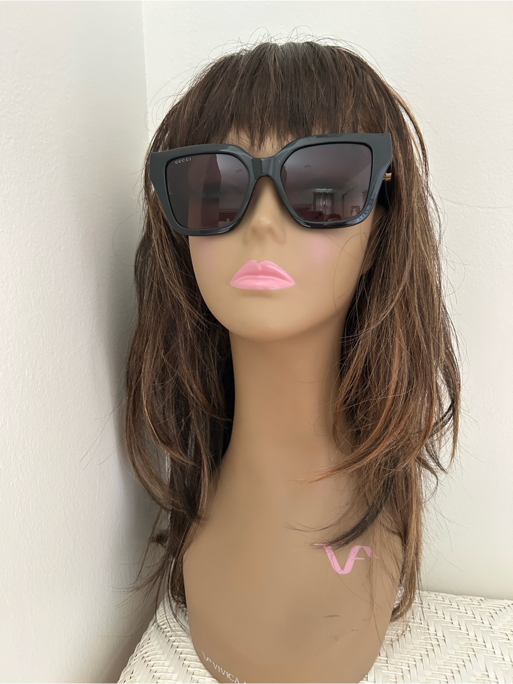GUCCI. Gold GG Logo Gradient Cat Eye Sunglasses GG1023S 005 54 - 17-140 - Picture 7 of 11